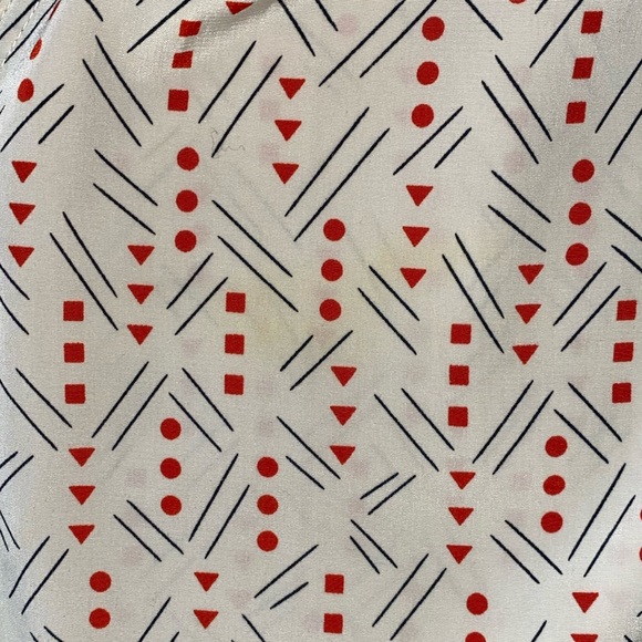 Patterned White Dress with Zippers Size: Medium - Picture 3 of 4